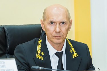 Председателем областного суда назначен Владимир Ушаков 